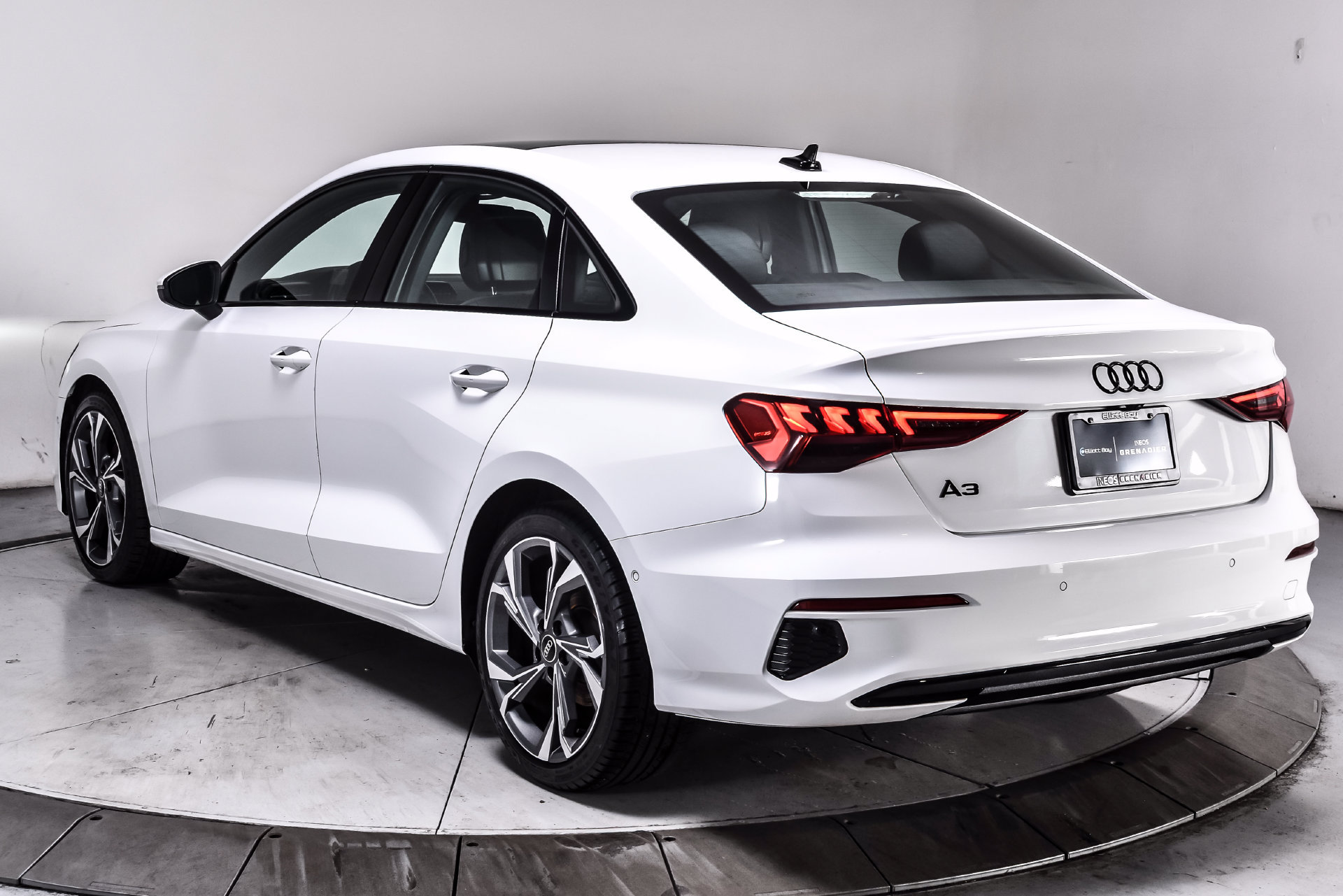 Used 2022 Audi A3 2.0T Premium FWD image 4