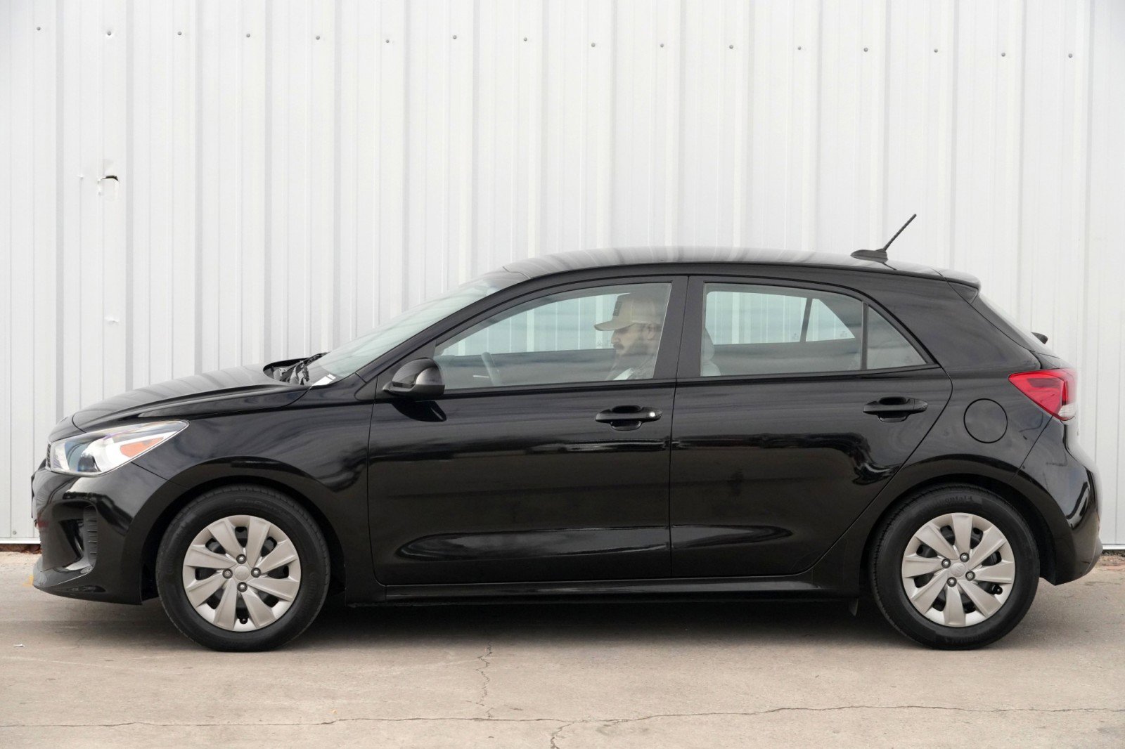 Used 2019 Kia Rio S image 39