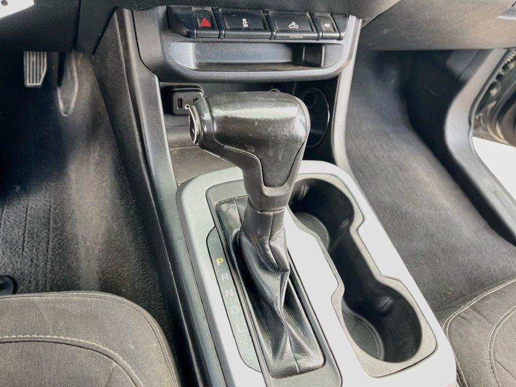 Used 2020 Chevrolet Colorado LT AWD/4WD image 16