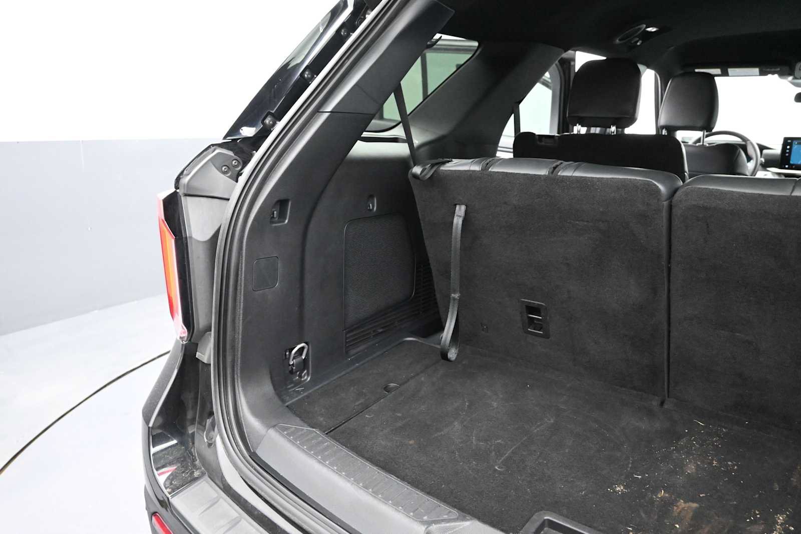 Used 2025 Ford Explorer ST-Line AWD/4WD image 73