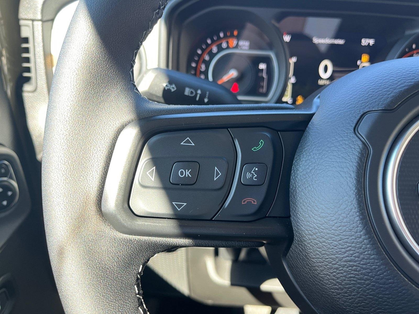 New 2026 Jeep Gladiator Sport AWD/4WD image 17