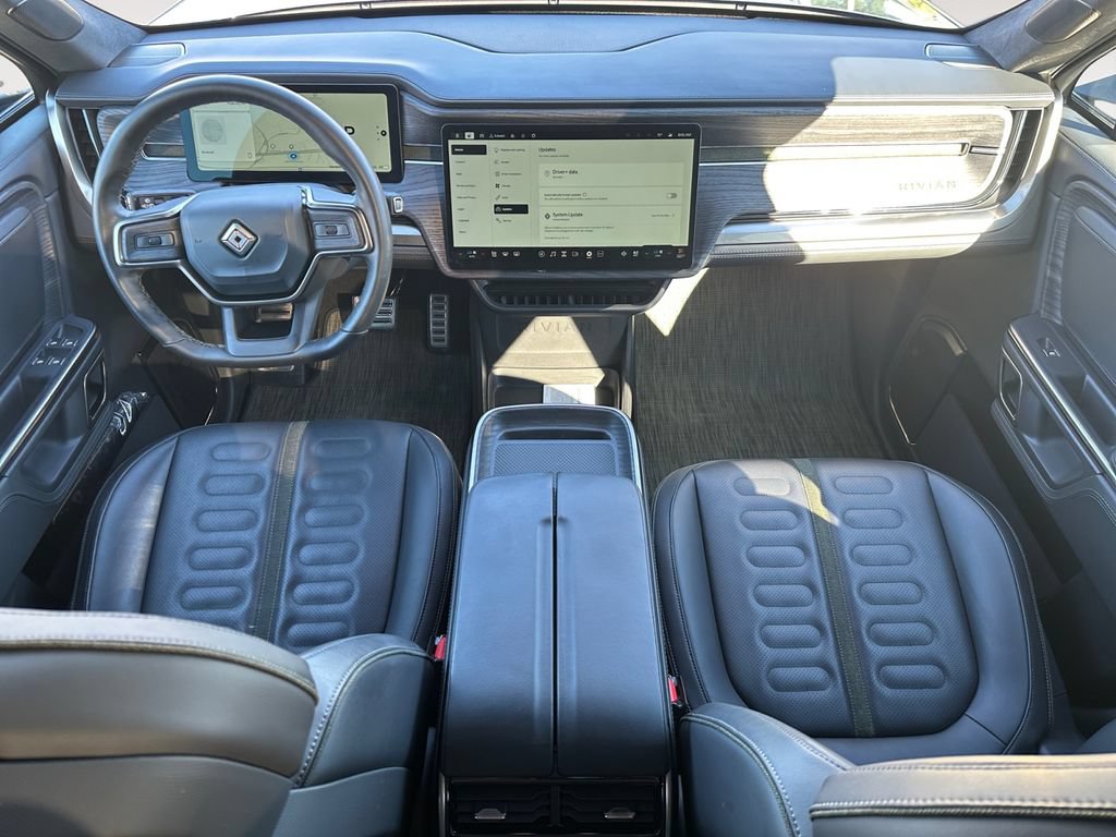 Used 2023 Rivian R1S Adventure AWD/4WD image 10