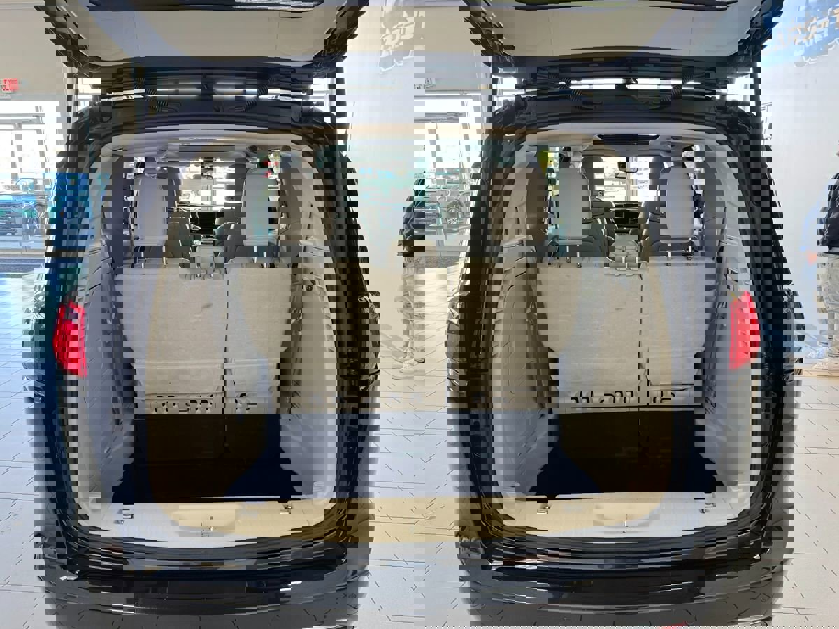 Used 2019 Chrysler Pacifica Limited image 50