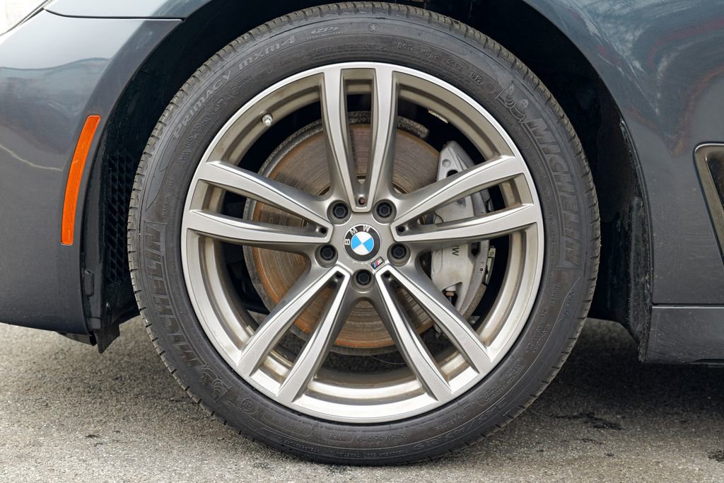 Used 2019 BMW 740i xDrive w/ Executive Package image 15
