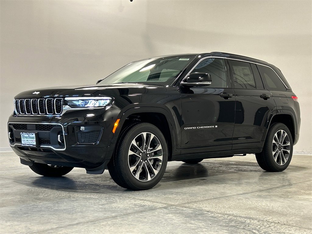 New 2025 Jeep Grand Cherokee Overland w/ Adv Protech Group III image 2