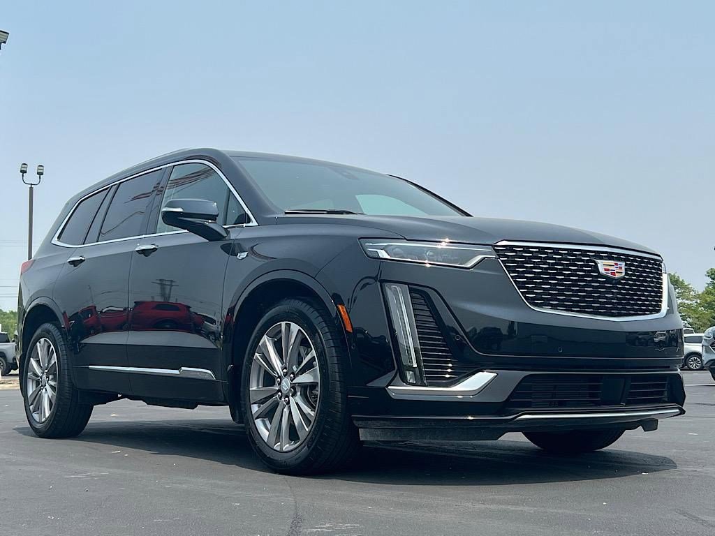 New 2025 Cadillac XT6 Premium Luxury w/ Technology Package
