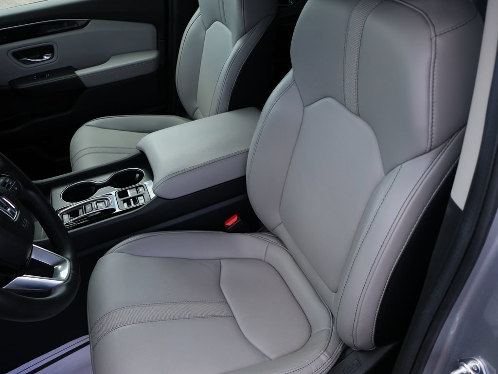 Used 2025 Honda Pilot Touring image 25
