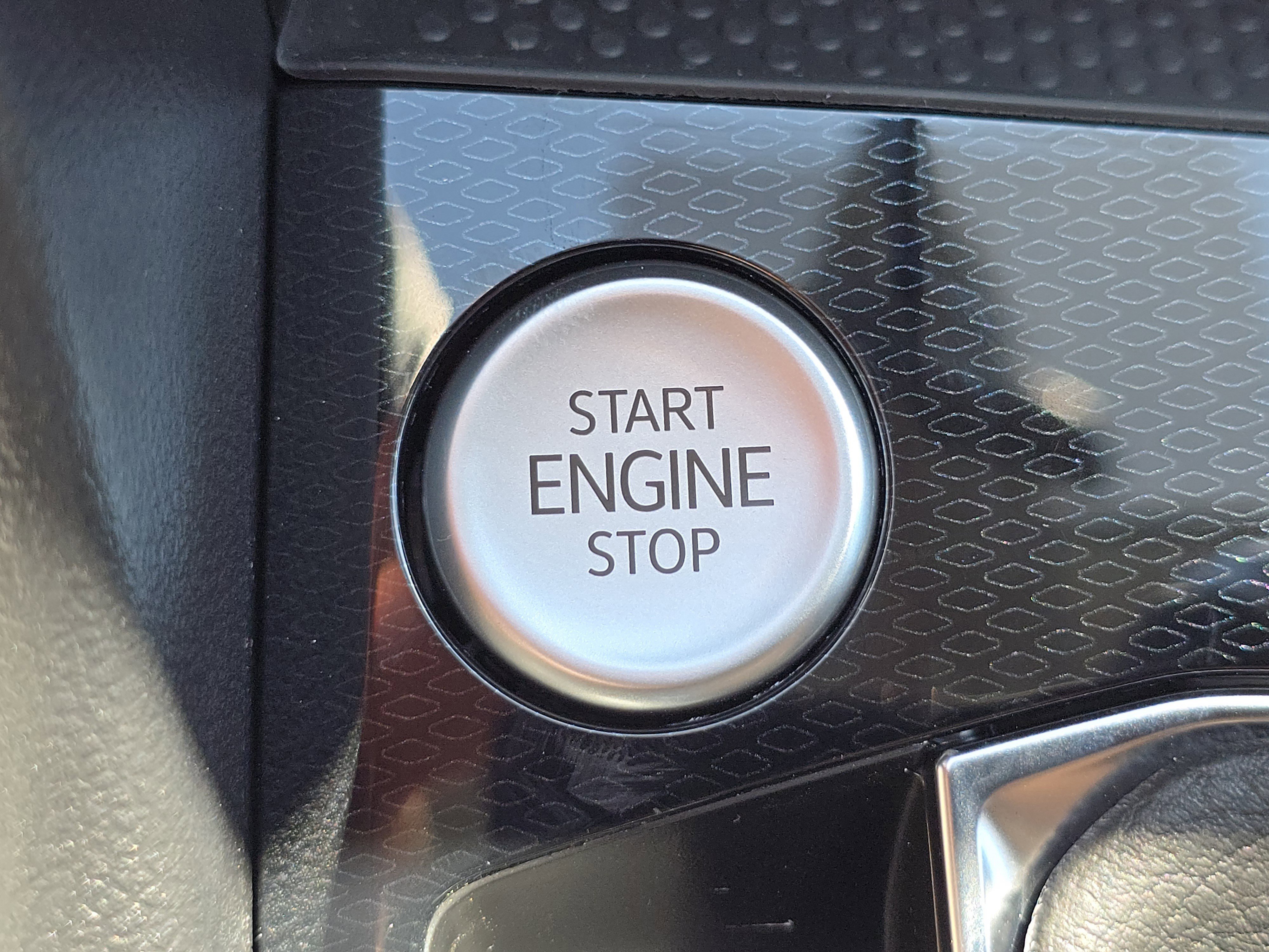 New 2025 Volkswagen Taos S image 11