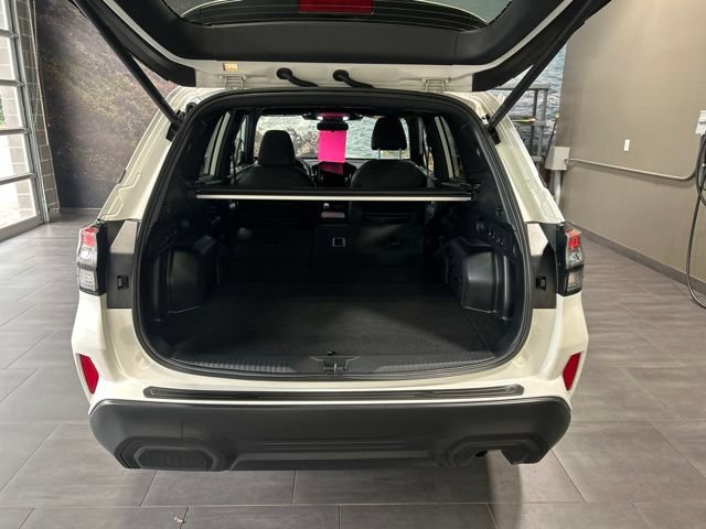 Used 2026 Subaru Forester Premium AWD/4WD image 29