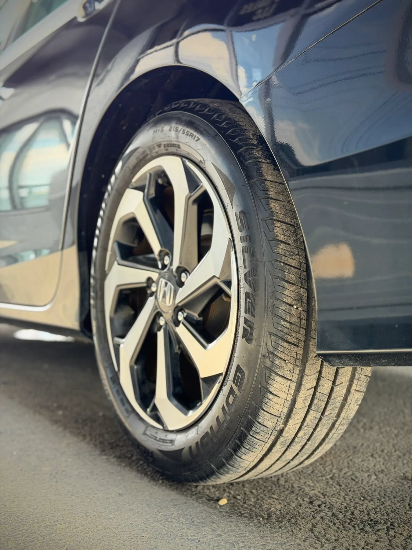 Used 2017 Honda Accord EX image 26
