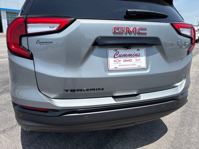 Used 2024 GMC Terrain SLT w/ Tech Package FWD image 12