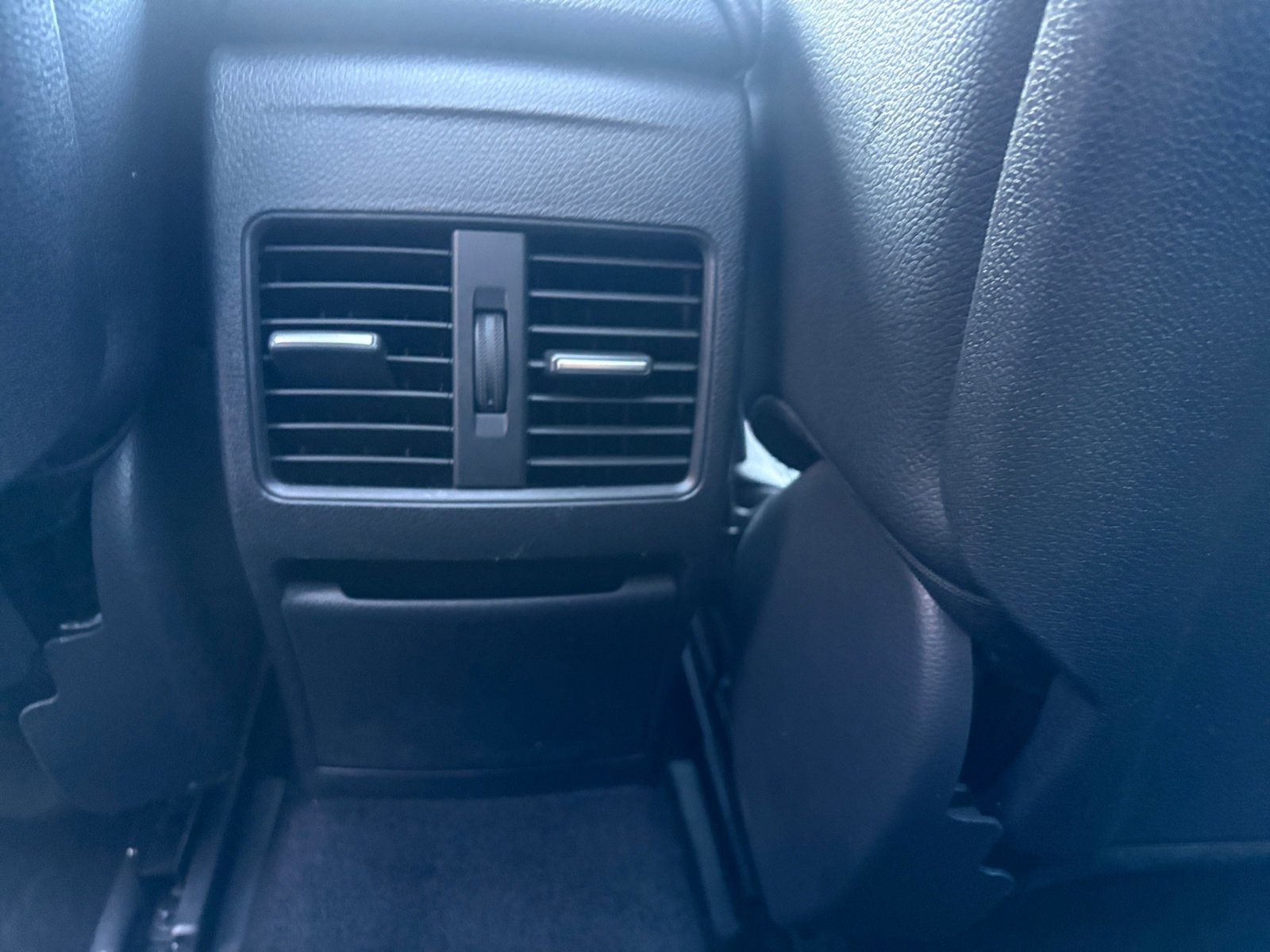 Used 2018 Mercedes-Benz GLA 250 4MATIC image 26