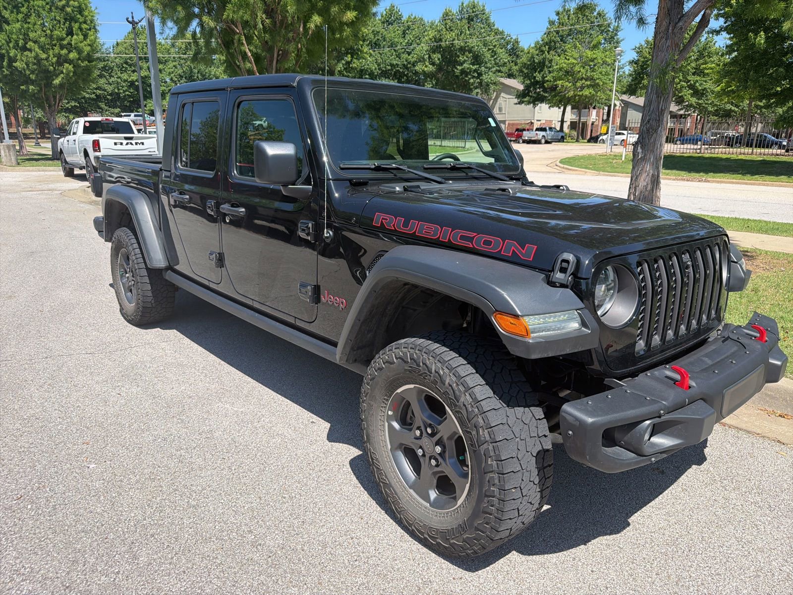 Used 2023 Jeep Gladiator Rubicon w/ LED Lighting Group AWD/4WD image 8