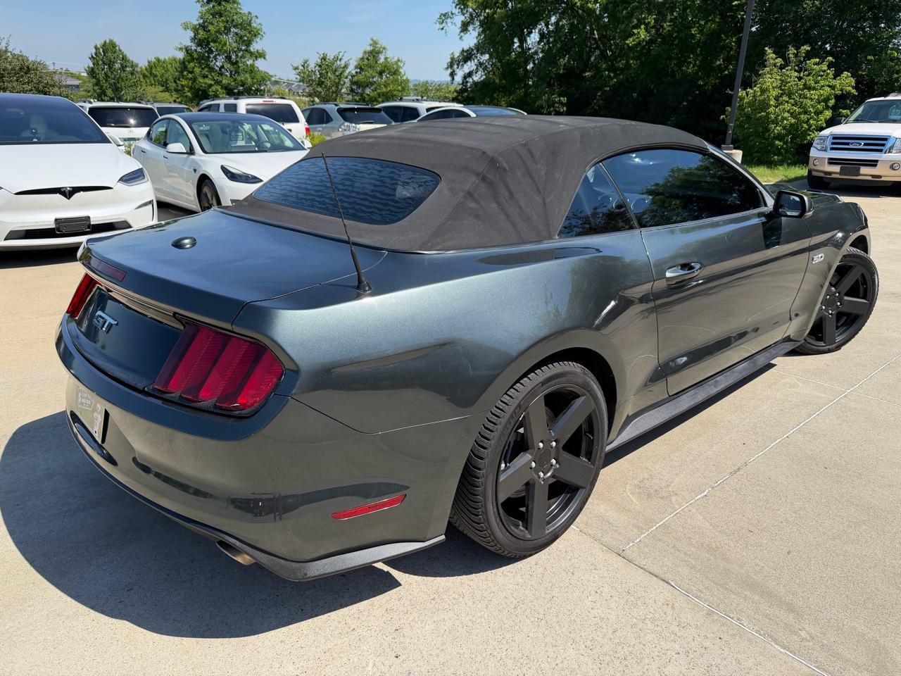 Used 2015 Ford Mustang GT Premium w/ Equipment Group 401A RWD image 5