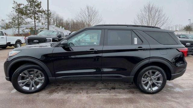 New 2026 Ford Explorer Active w/ Active Comfort Package image 5