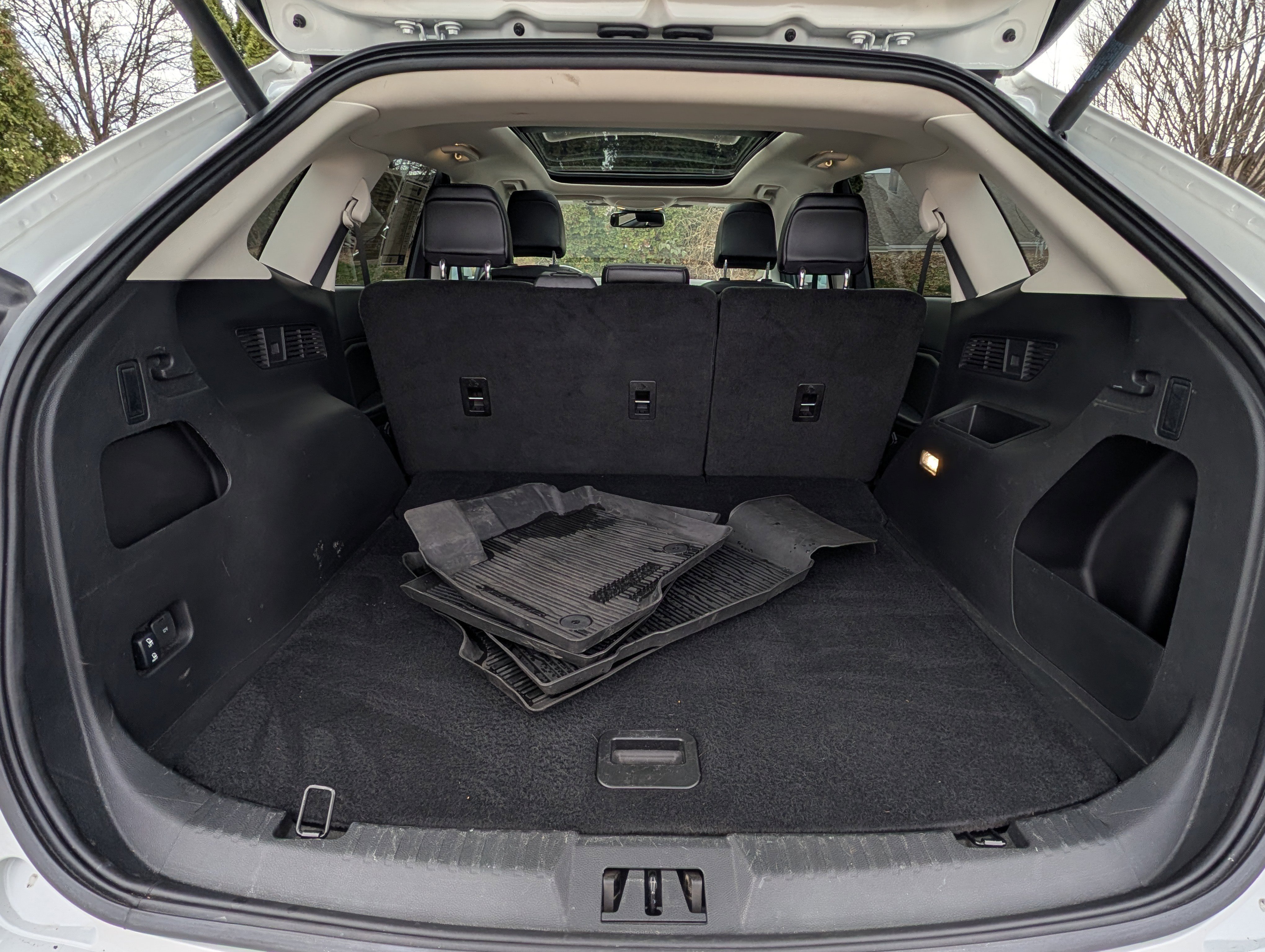 Used 2024 Ford Edge SEL w/ Convenience Package image 33