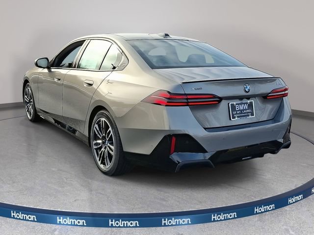 New 2026 BMW 530i xDrive w/ M Sport Package image 7