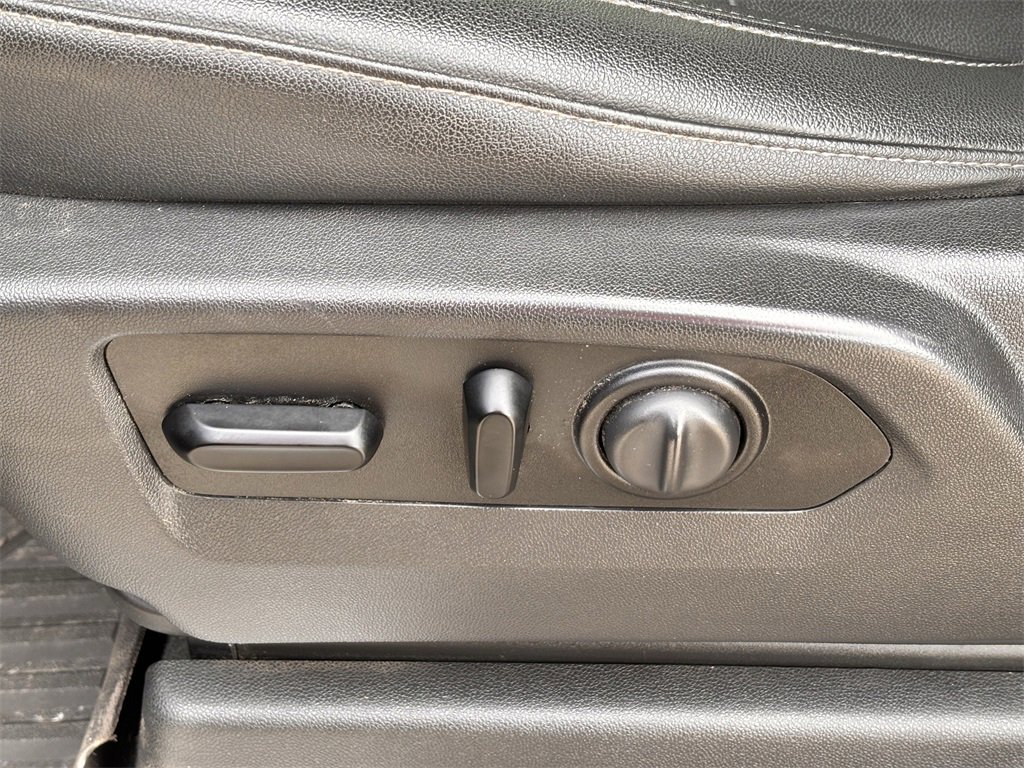 Certified 2021 Chevrolet Silverado 1500 LT Trail Boss w/ Convenience Package II image 23