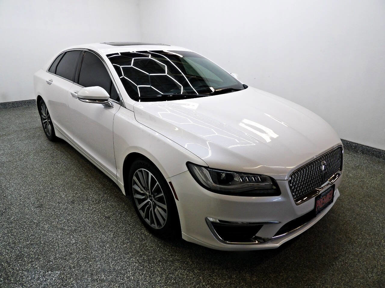 Used 2017 Lincoln MKZ Select w/ Select Plus Package image 3