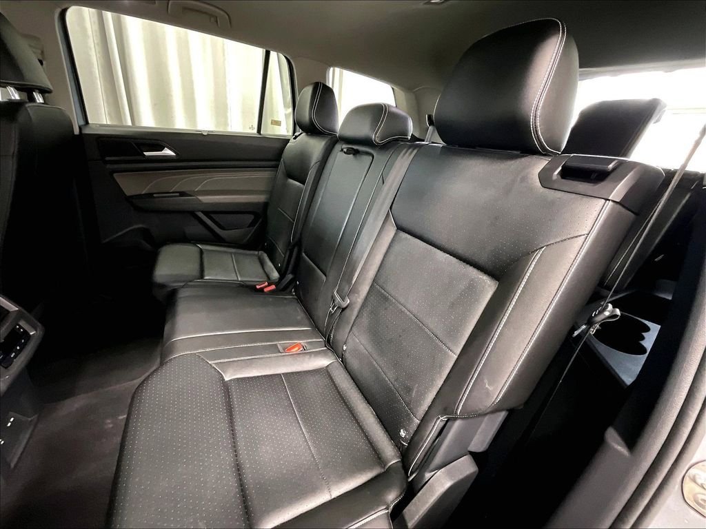 Used 2023 Volkswagen Atlas SEL AWD/4WD image 15