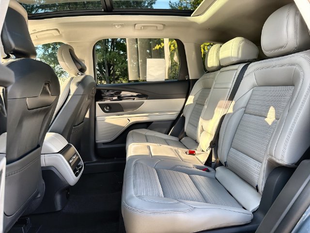 New 2026 Lincoln Nautilus Reserve AWD/4WD image 23