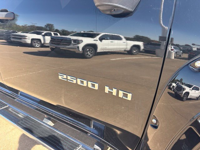 Used 2021 Chevrolet Silverado 2500 Custom w/ Custom Value Package AWD/4WD image 52