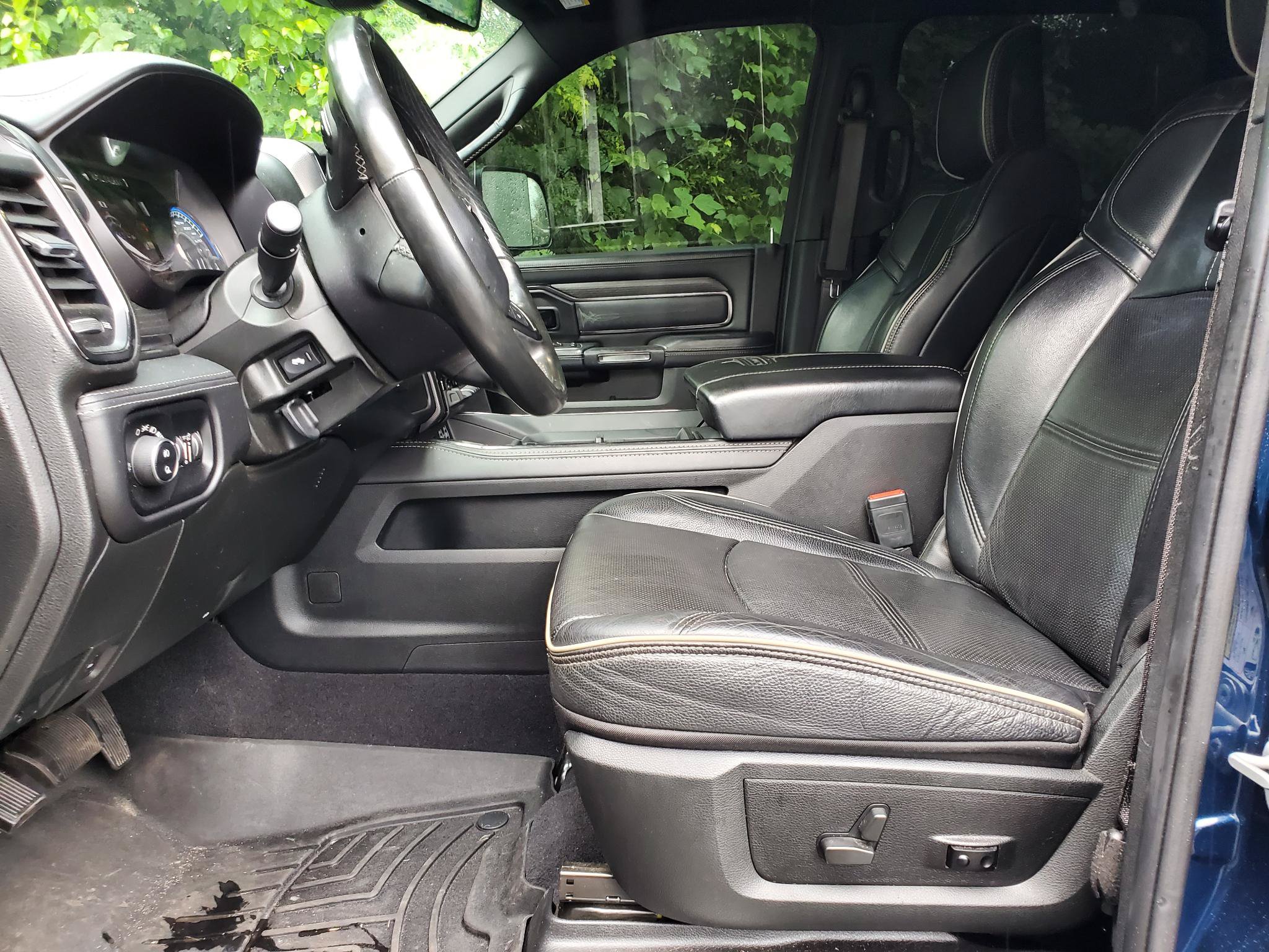 Used 2022 RAM 2500 Limited AWD/4WD image 24