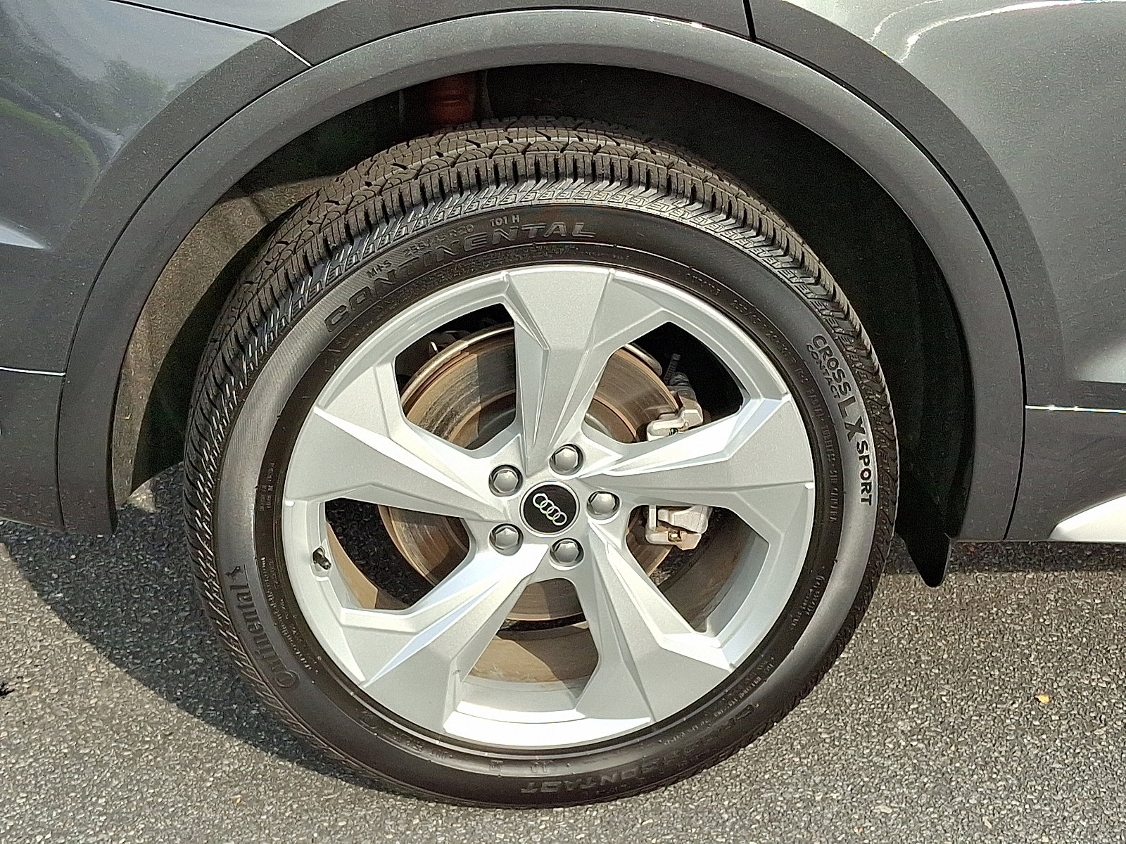 Certified 2025 Audi Q5 2.0T Premium Plus image 8