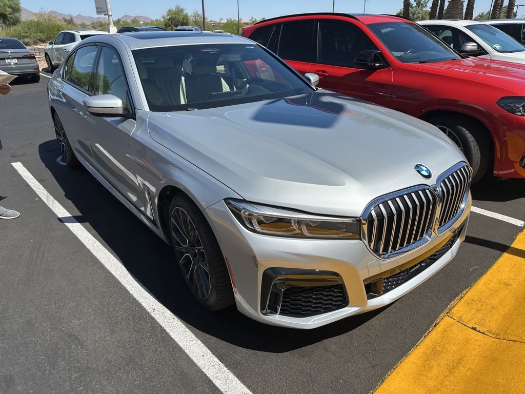 Used 2020 BMW 750i xDrive w/ Executive Package AWD/4WD image 3