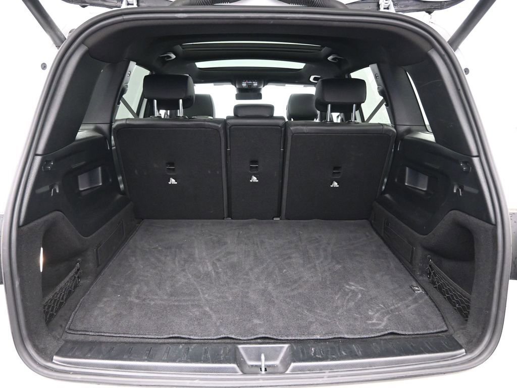 Used 2025 Mercedes-Benz GLB 250 4MATIC image 29