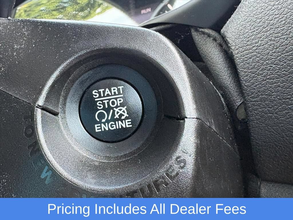 Used 2021 Jeep Renegade Latitude w/ Convenience Group AWD/4WD image 11
