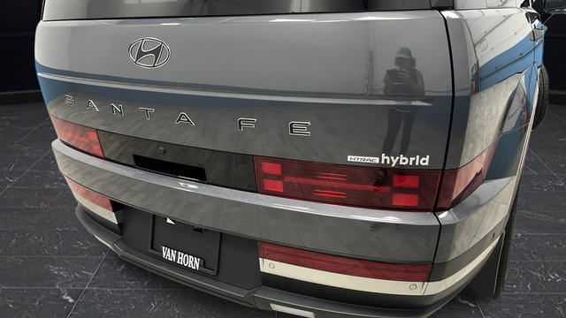 Used 2025 Hyundai Santa Fe Limited AWD/4WD image 40