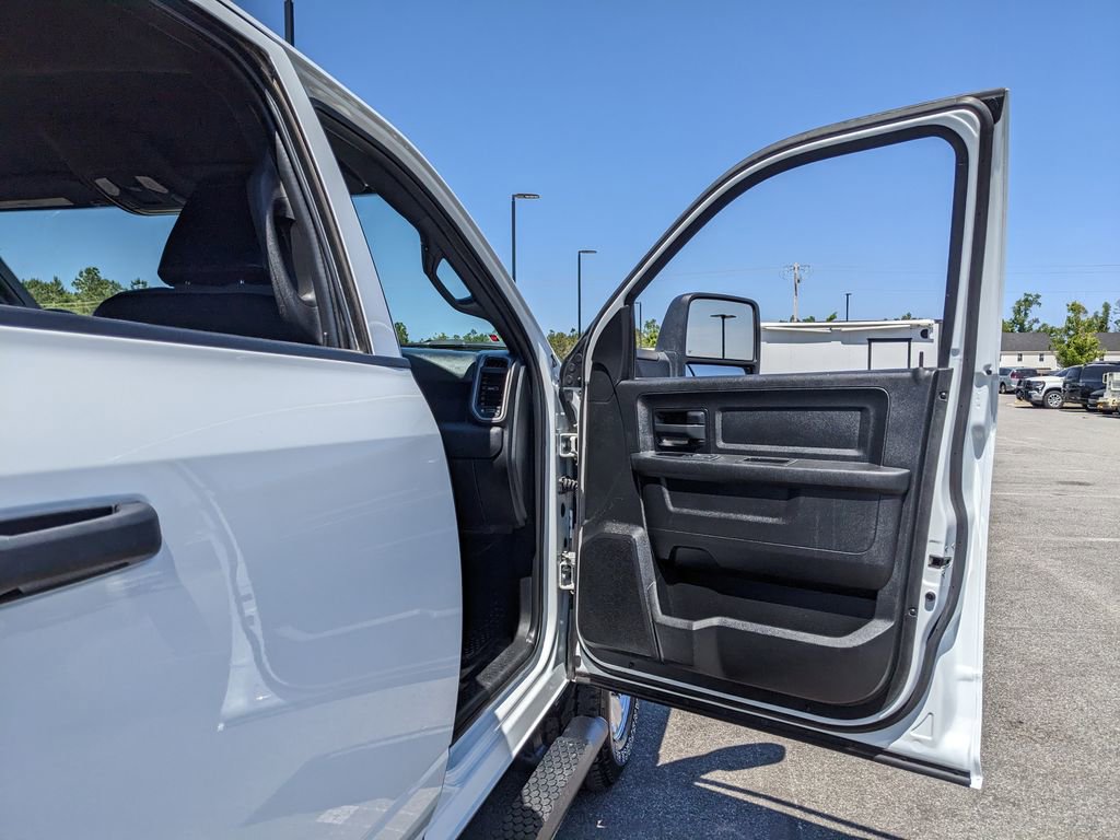 Used 2024 RAM 2500 Tradesman w/ Chrome Appearance Group AWD/4WD image 53