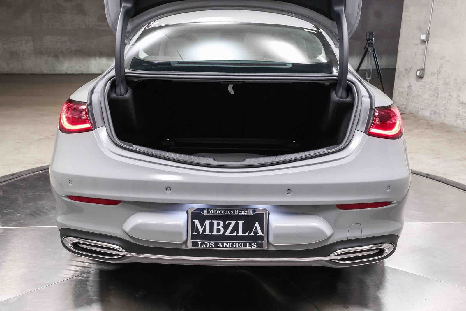 Certified 2026 Mercedes-Benz CLE 300 4MATIC Coupe image 31