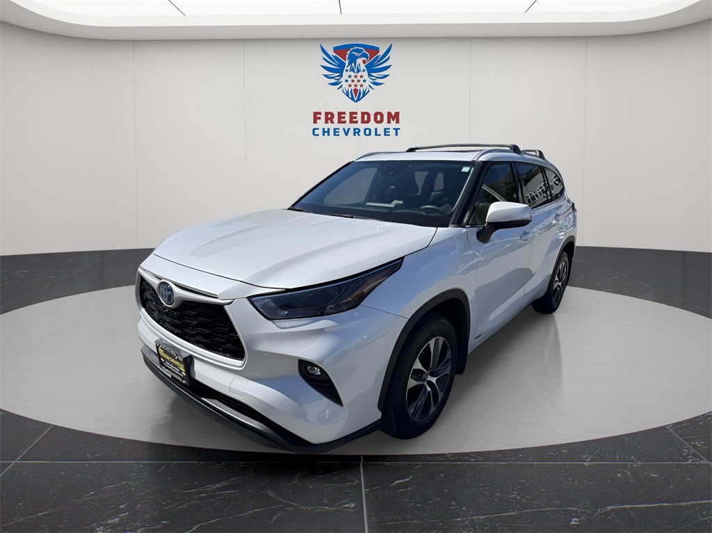 Used 2022 Toyota Highlander XLE
