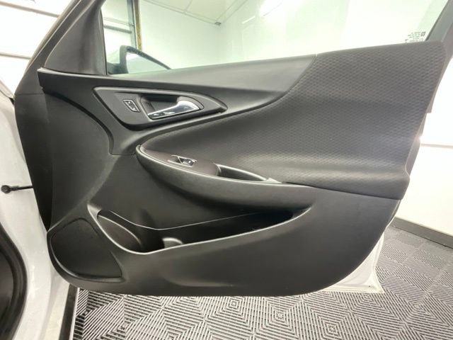 Used 2022 Chevrolet Malibu RS FWD image 15
