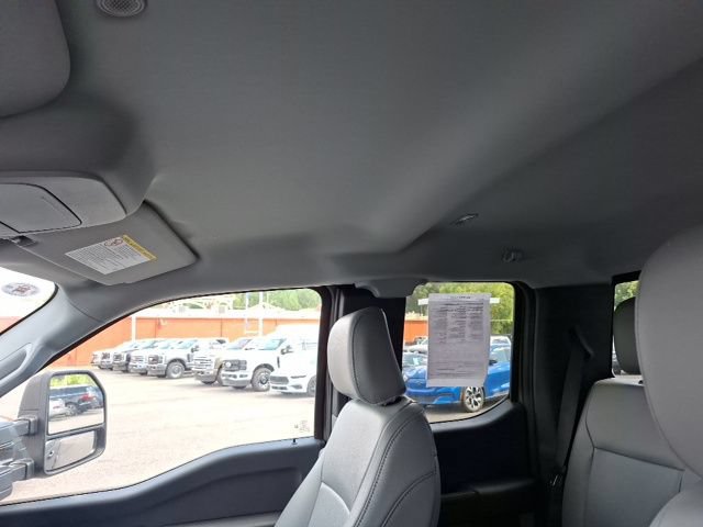 Used 2025 Ford F250 XL RWD image 14