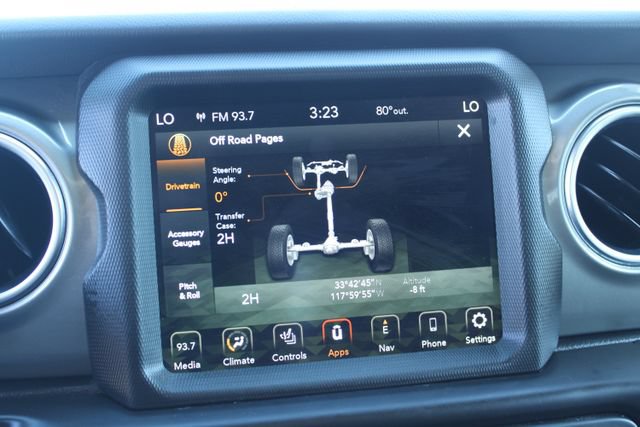 Used 2022 Jeep Wrangler Unlimited Sahara w/ Cold Weather Group AWD/4WD image 29