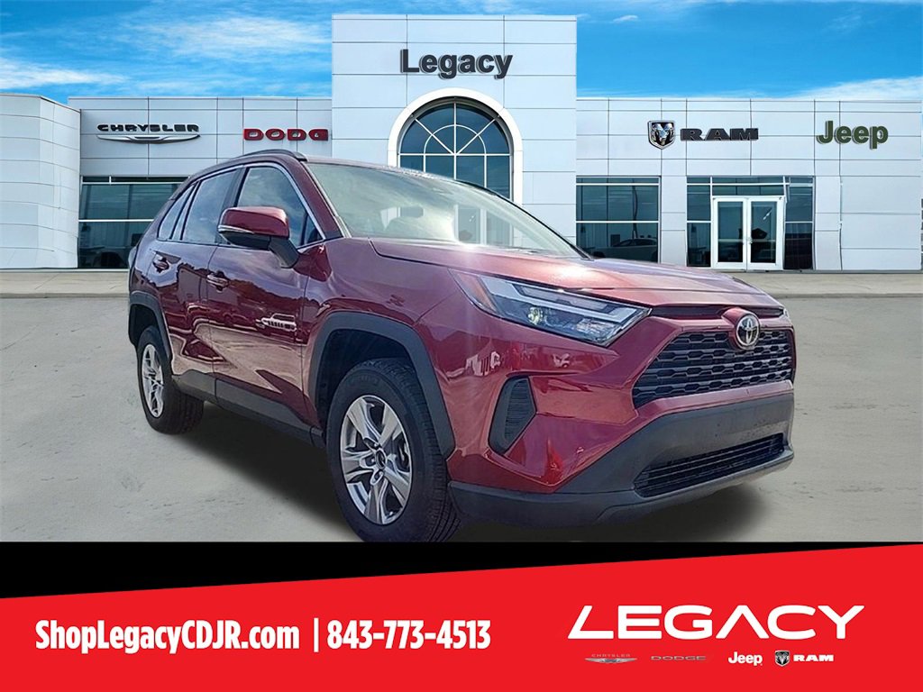 Used 2024 Toyota RAV4 XLE image 1