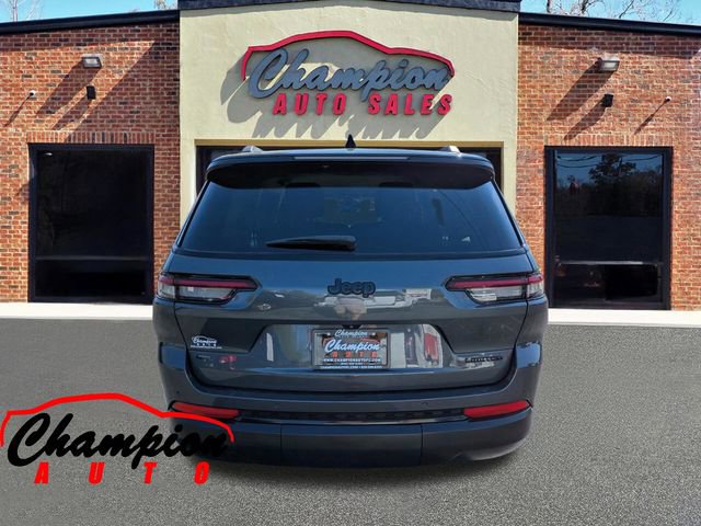 Used 2023 Jeep Grand Cherokee L Limited w/ Black Appearance Package image 8