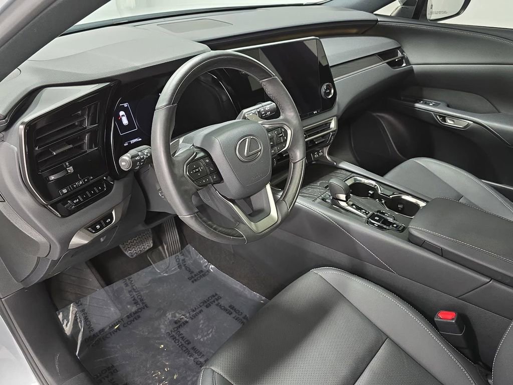 Used 2023 Lexus RX 350 Premium w/ Accessory Package (Z1) FWD image 4