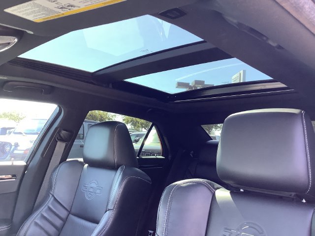 Used 2023 Chrysler 300 C RWD image 21