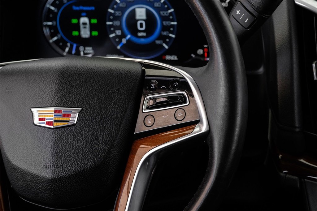Used 2019 Cadillac Escalade ESV Luxury image 15