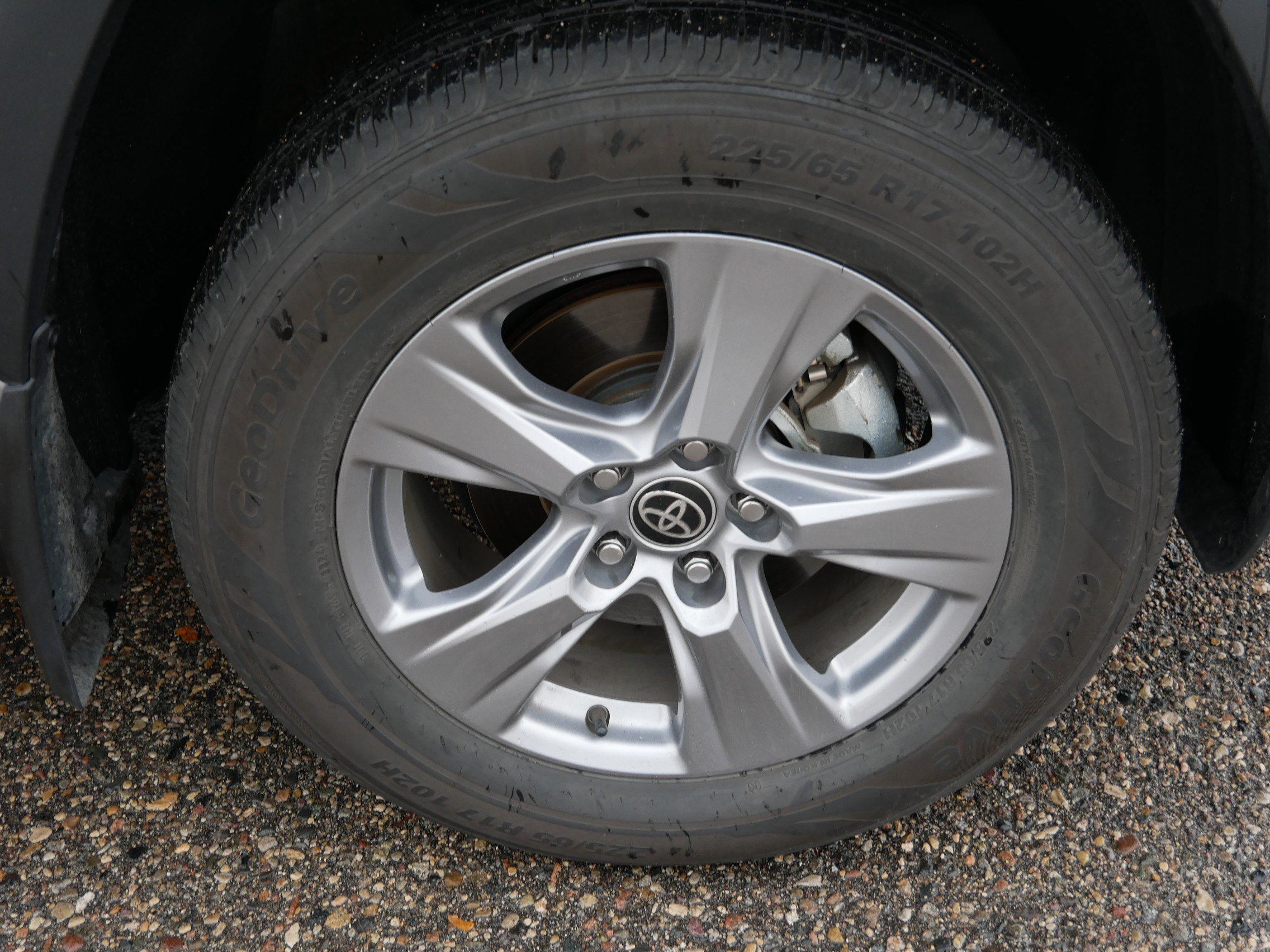 Used 2022 Toyota RAV4 XLE w/ Convenience Package image 15