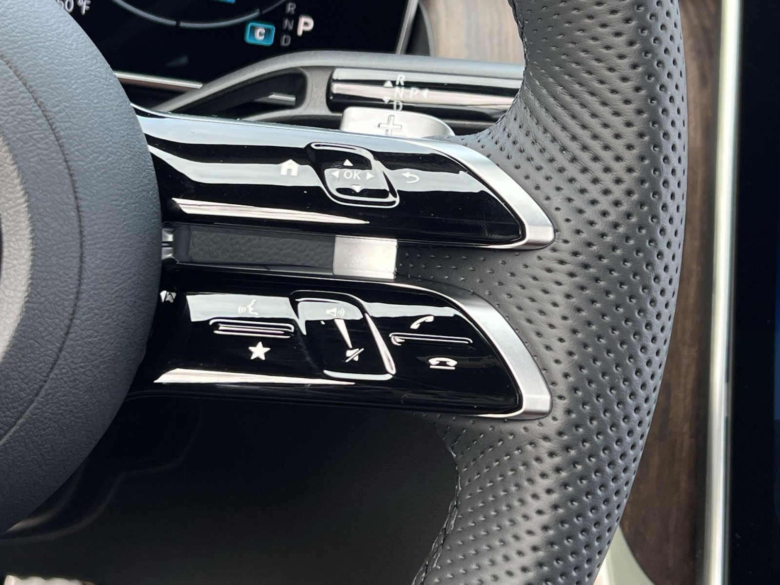 New 2026 Mercedes-Benz GLC 300 4MATIC image 29