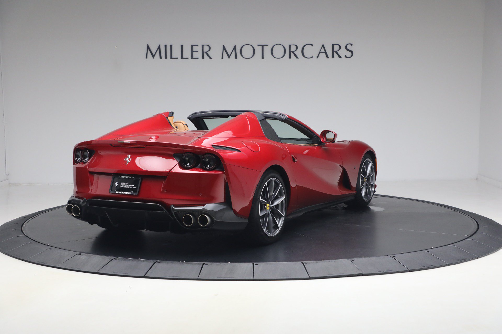 Certified 2023 Ferrari 812 GTS RWD image 7