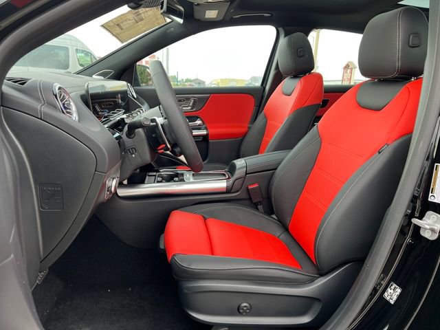 New 2025 Mercedes-Benz GLA 35 AMG 4MATIC image 5