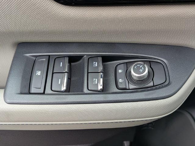 Used 2025 Subaru Forester Limited AWD/4WD image 12