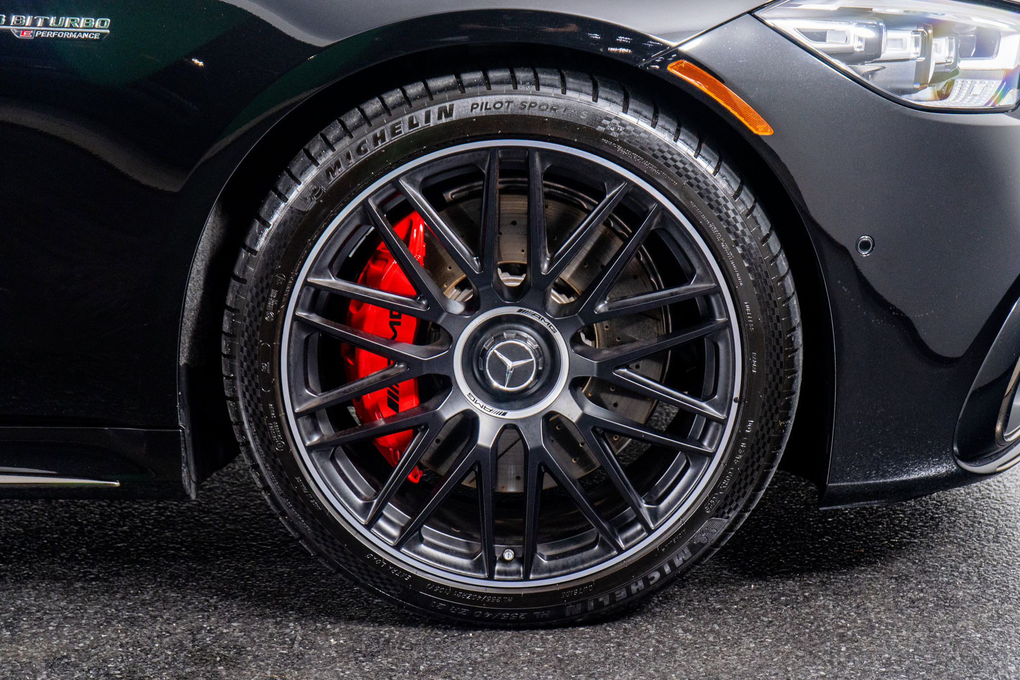 Used 2025 Mercedes-Benz S 63 AMG S w/ AMG Night Package image 7