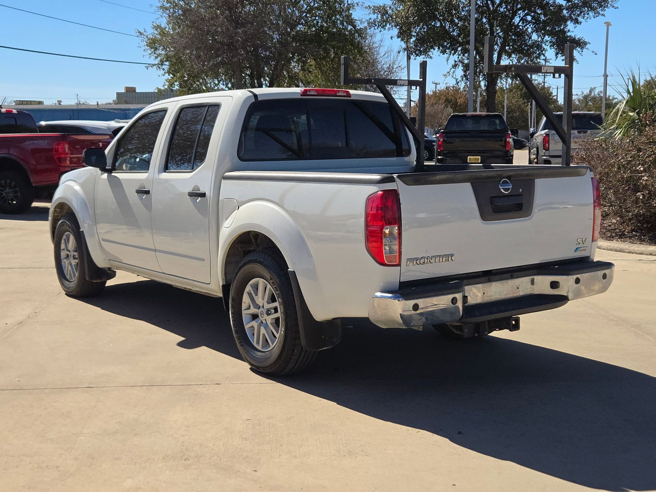 Used 2019 Nissan Frontier SV w/ Value Truck Package image 5